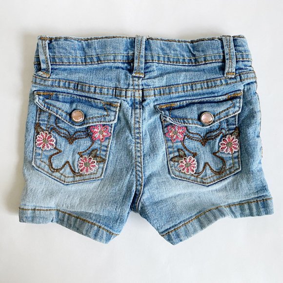 Girl Jeans Short Size 3T Embodied Jeans Light Wash - Picture 3 of 7